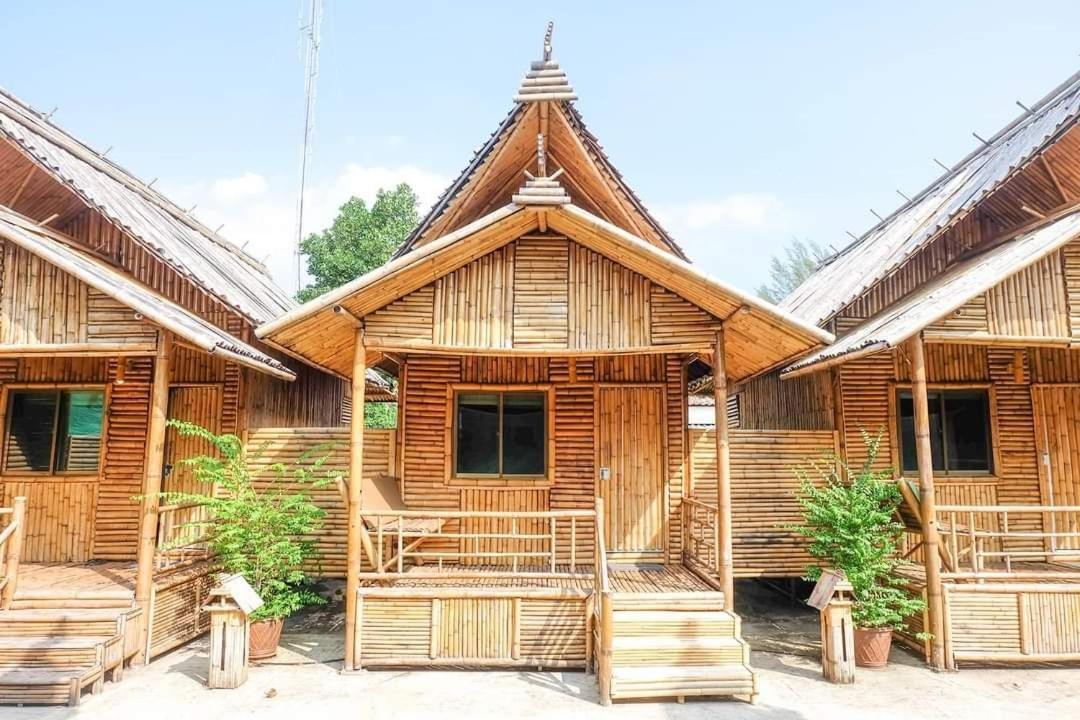 Anyavee Krabi Beach Resort Клонг-Муанг-Бич Экстерьер фото