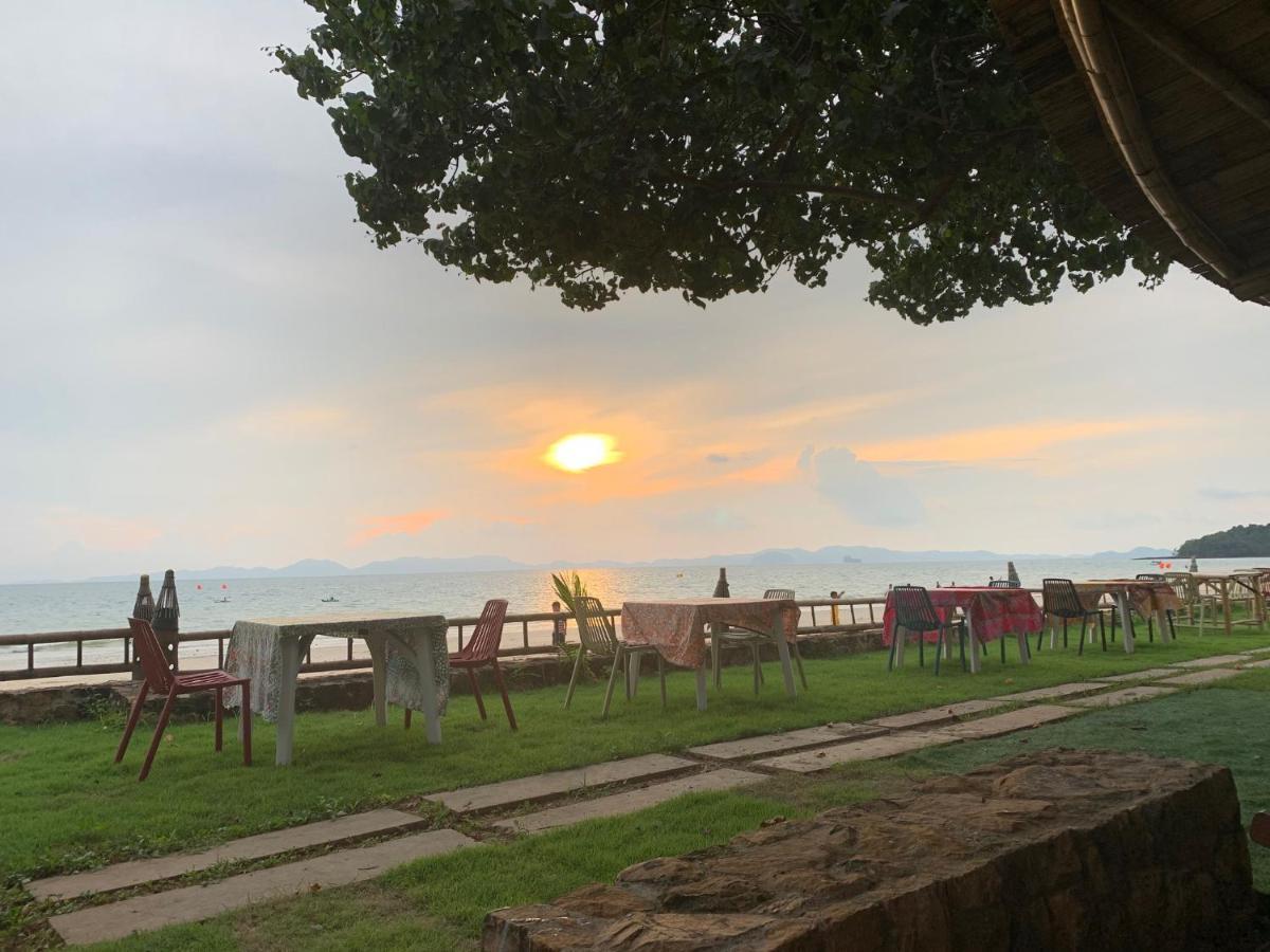 Anyavee Krabi Beach Resort Клонг-Муанг-Бич Экстерьер фото