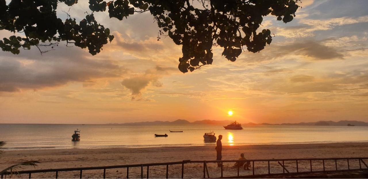 Anyavee Krabi Beach Resort Клонг-Муанг-Бич Экстерьер фото
